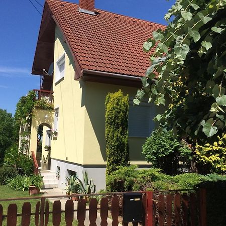 Szalai Vendeghaz Apartment Cserszegtomaj Ngoại thất bức ảnh