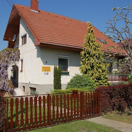 Szalai Vendeghaz Apartment Cserszegtomaj Phòng bức ảnh