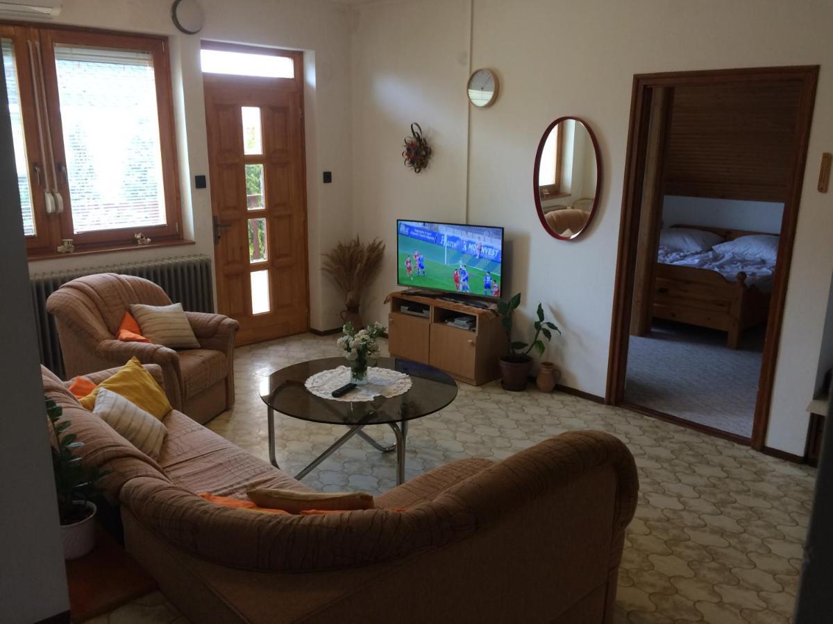 Szalai Vendeghaz Apartment Cserszegtomaj Ngoại thất bức ảnh